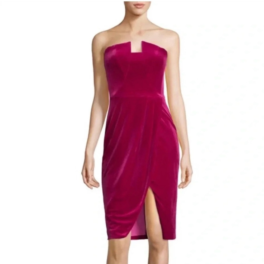Black Halo Strapless Velvet Sheath Dress in Fuchsia